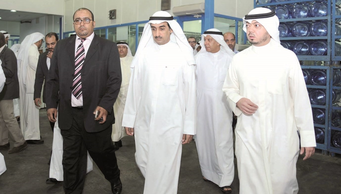 جولة في أرجاء الوحدة الحرفية بالصليبية (تصوير نايف العقلة)