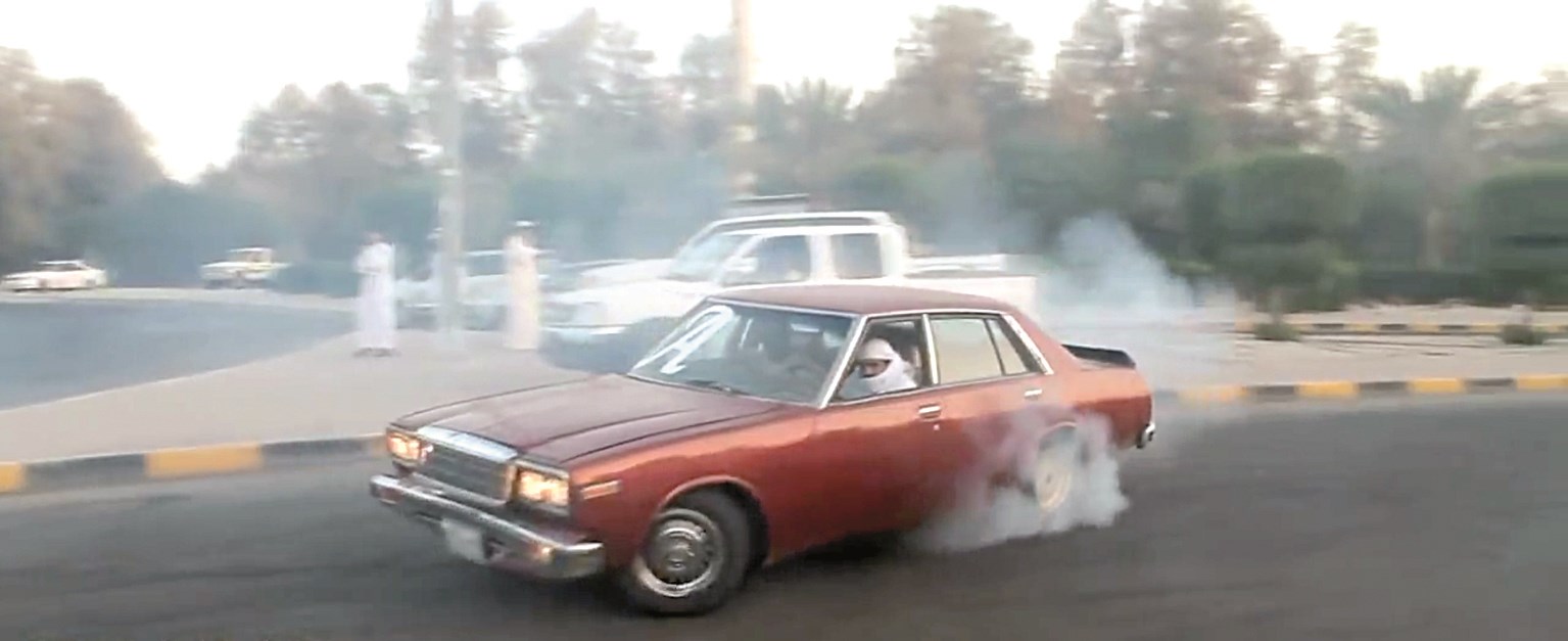 فوضى مرورية حتى ولو في الخلاء