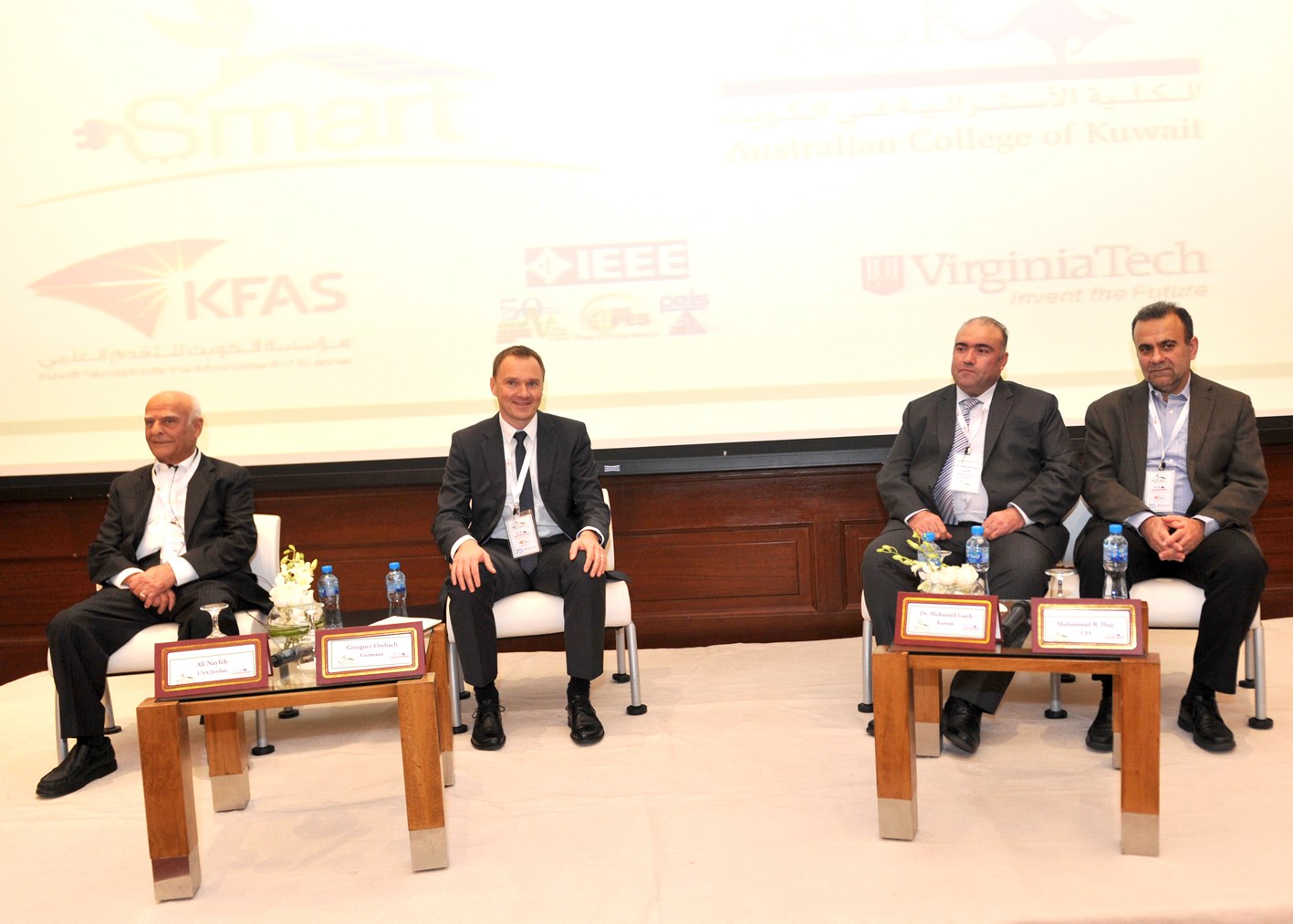 u0627u0644u0648u0631u0634u0629 u0627u0644u0623u0648u0644u0649  (u062au0635u0648u064au0631 u0633u0639u062f u0647u0646u062fu0627u0648u064a)