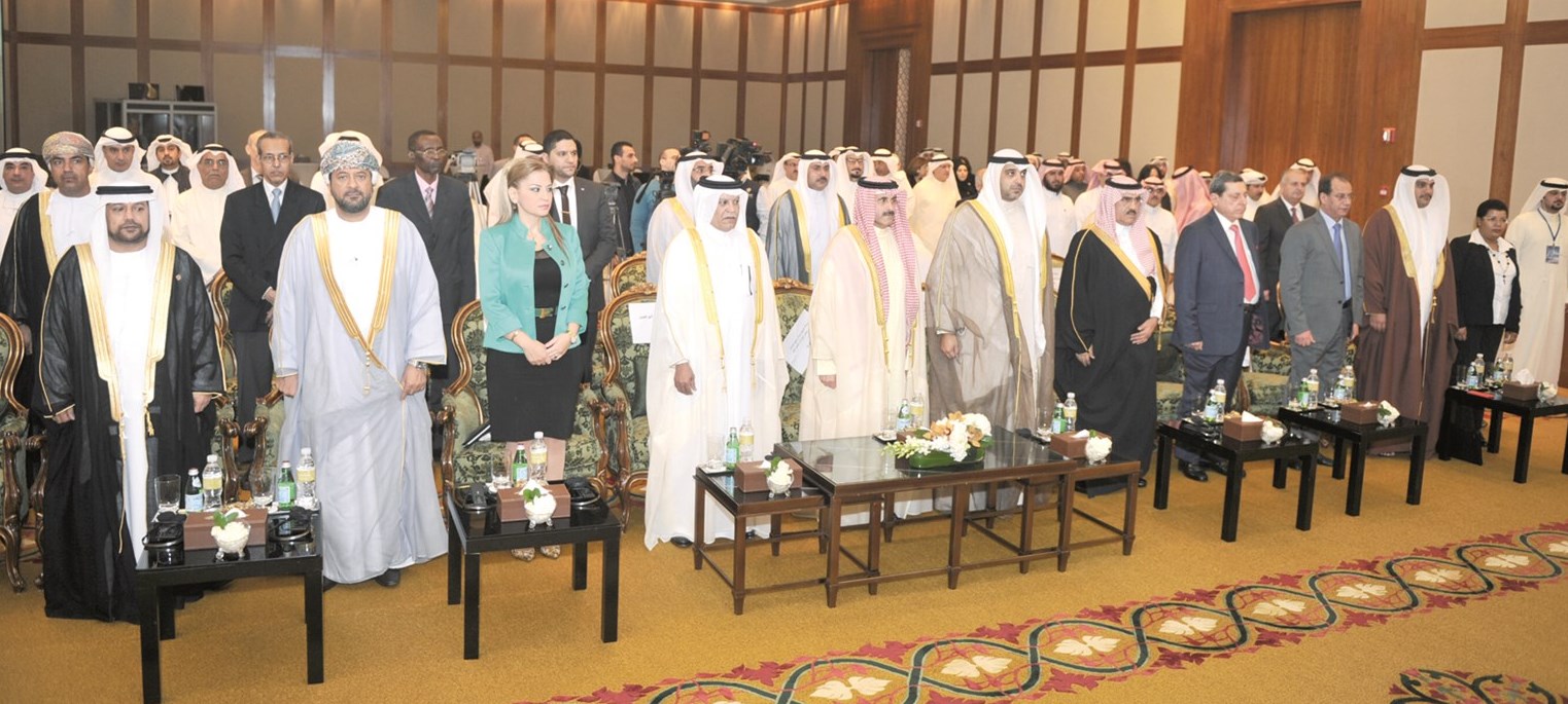 u0627u0644u062du0636u0648u0631 u0648u0642u0648u0641u0627u064b u0644u0644u0646u0634u064au062f u0627u0644u0648u0637u0646u064a u0641u064a u0627u0641u062au062au0627u062d u0627u0644u0645u0624u062au0645u0631 (u062au0635u0648u064au0631 u0646u0648u0631 u0647u0646u062fu0627u0648u064a)