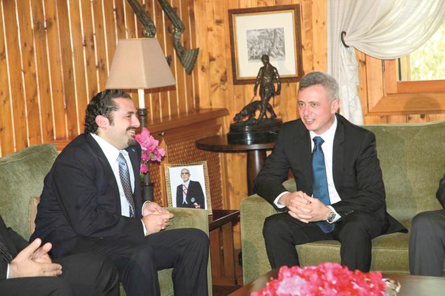 فرنجية مستقبلاً الحريري في بنشعي العام 2010