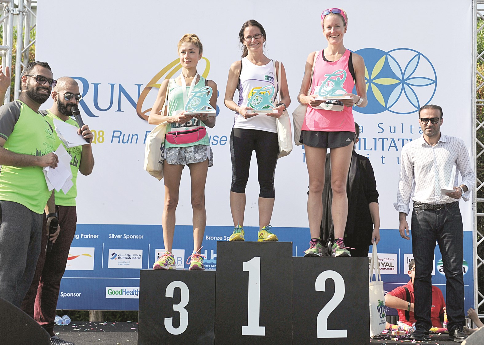 ... والفائزات