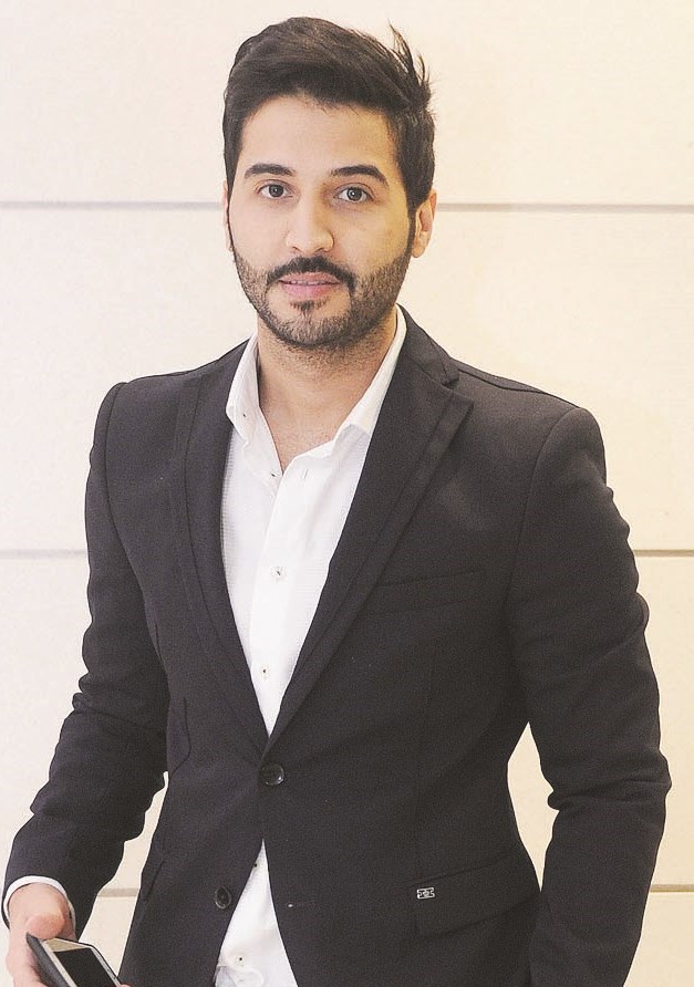 u0639u0628u062fu0627u0644u0639u0632u064au0632 u0643u0633u0651u0627u0631 (u062au0635u0648u064au0631 u062cu0627u0633u0645 u0628u0627u0631u0648u0646)