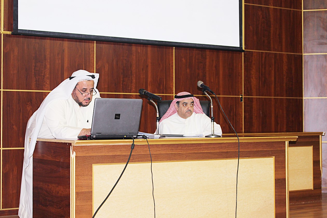 u062cu0627u0646u0628 u0645u0646 u0648u0631u0634u0629 u0627u0644u0639u0645u0644