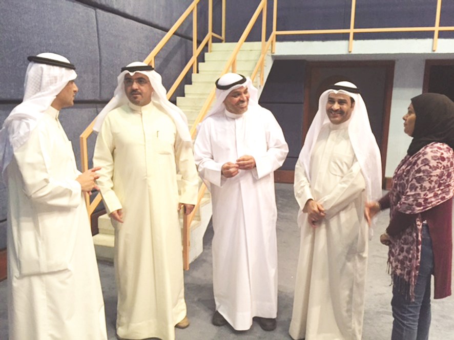 u0648u0643u064au0644 u0627u0644u0648u0632u0627u0631u0629 u0644u0634u0624u0648u0646 u0627u0644u0625u0630u0627u0639u0629 u064au062au0641u0642u062f u0627u0644u062fu0648u0631u0629