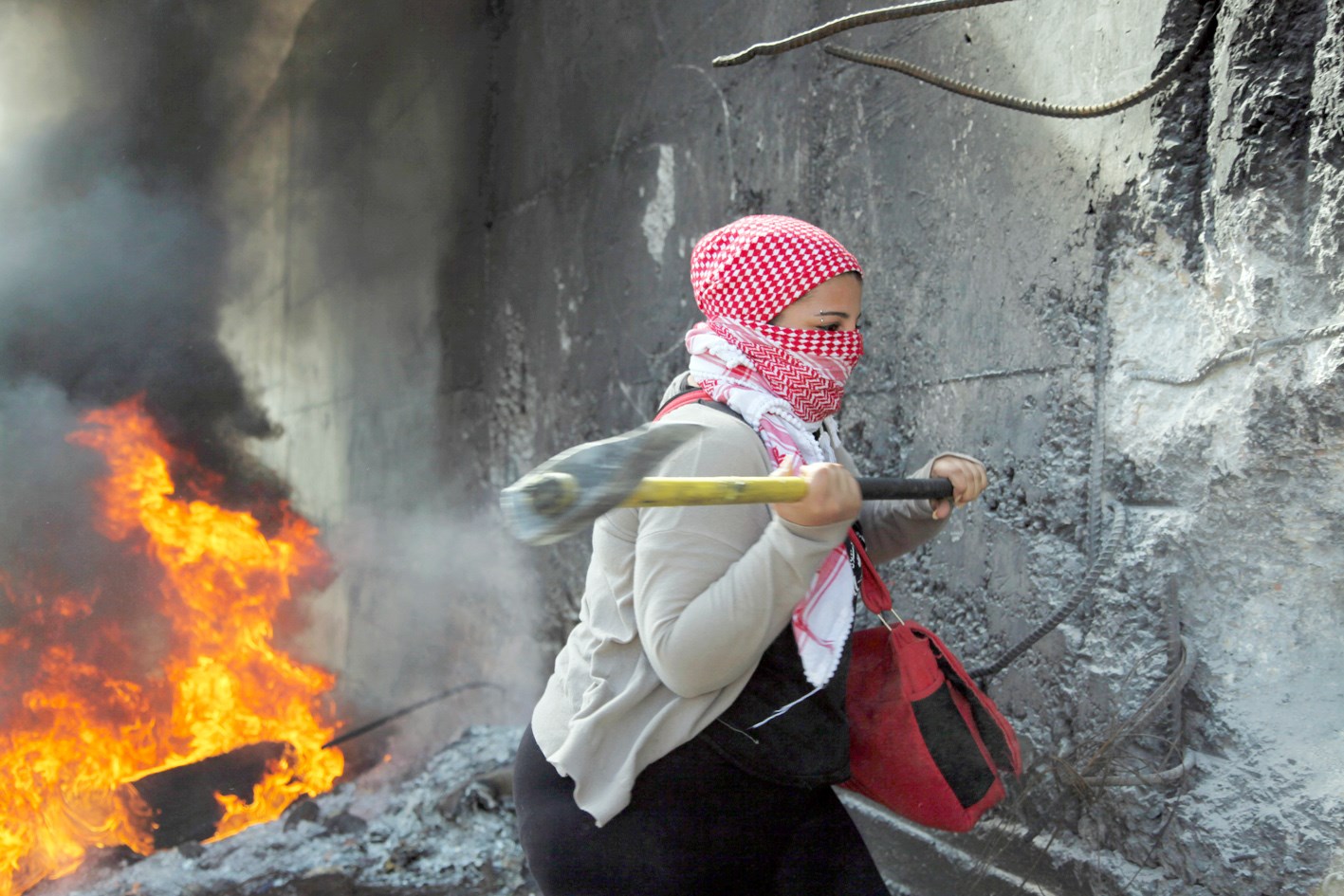 u0641u0644u0633u0637u064au0646u064au0629 u062au062du0627u0648u0644 u0643u0633u0631 u0627u0644u062cu062fu0627u0631 u0627u0644u0641u0627u0635u0644 u0628u064au0646 u0627u0644u0636u0641u0629 u0627u0644u063au0631u0628u064au0629 u0648u0625u0633u0631u0627u0626u064au0644 ( u0627 u0628)