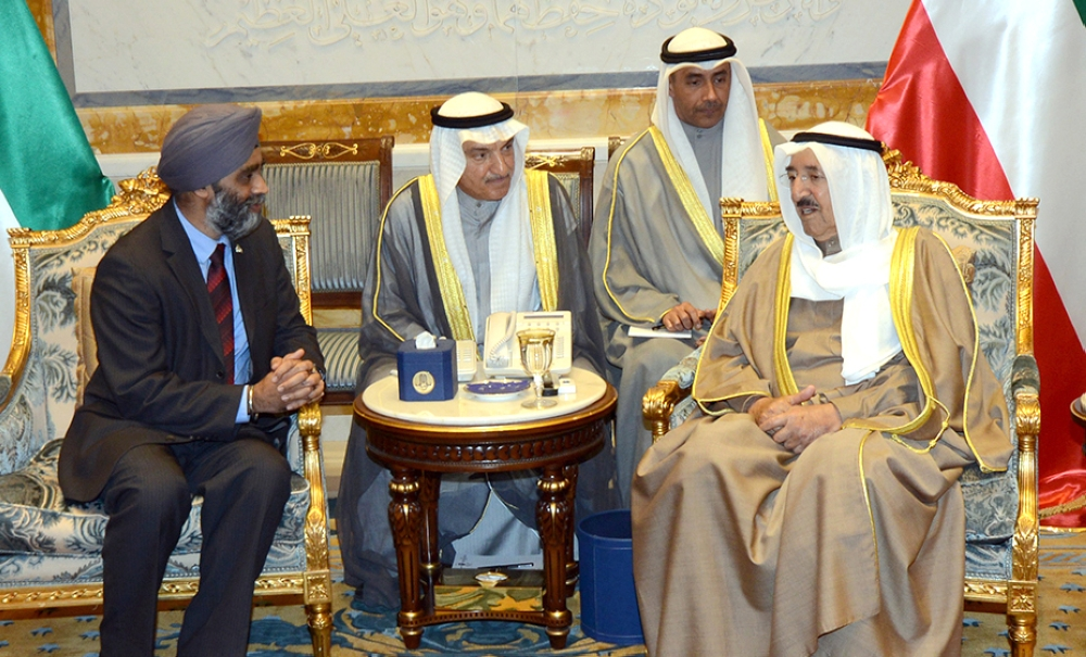 u0633u0645u0648 u0627u0644u0623u0645u064au0631 u0645u0633u062au0642u0628u0644u0627u064b u0648u0632u064au0631 u0627u0644u062fu0641u0627u0639 u0627u0644u0643u0646u062fu064a