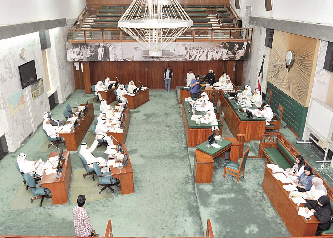 u062cu0627u0646u0628 u0645u0646 u0627u0644u062cu0644u0633u0629              (u062au0635u0648u064au0631 u0633u0639u062f u0647u0646u062fu0627u0648u064a)