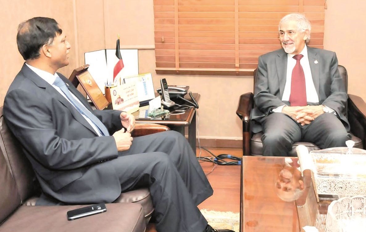 u0627u0644u0633u0627u064au0631 u0648u0627u0644u0633u0641u064au0631 u0623u0634u0647u0628 u0627u0644u062fu064au0646