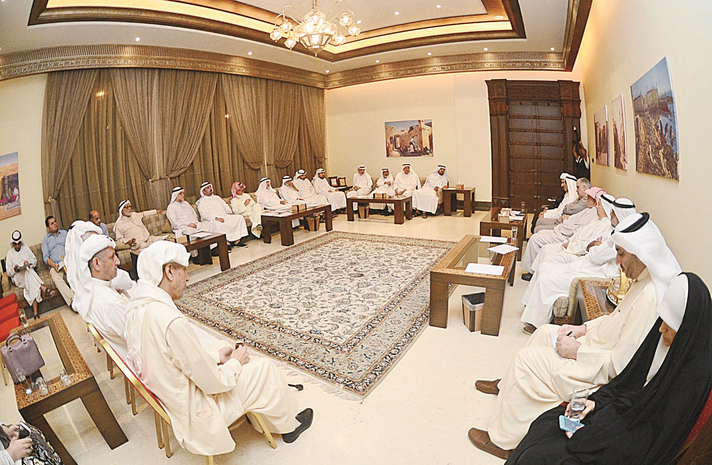 u062du0636u0648u0631 u0627u0644u062fu064au0648u0627u0646u064au0629 (u062au0635u0648u064au0631 u0645u0648u0633u0649 u0639u064au0627u0634)