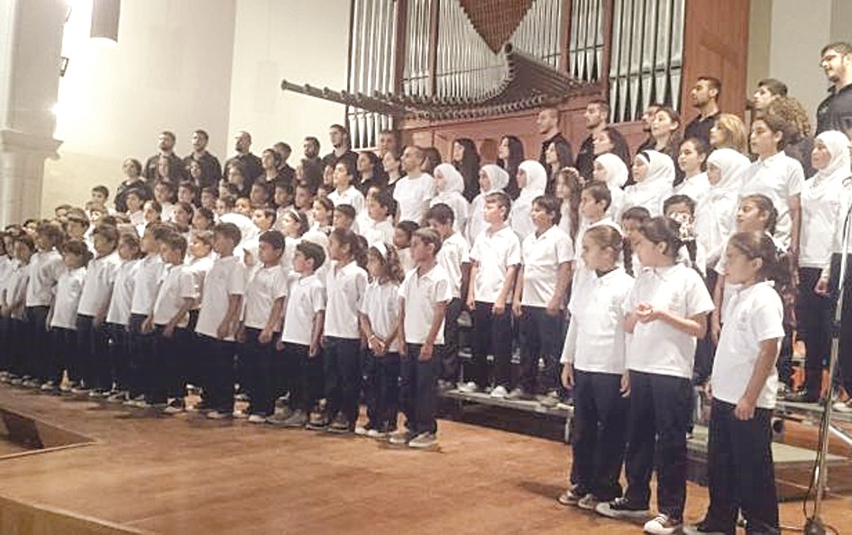 u0627u0644u0623u0637u0641u0627u0644 u0639u0644u0649 u0627u0644u0645u0633u0631u062d