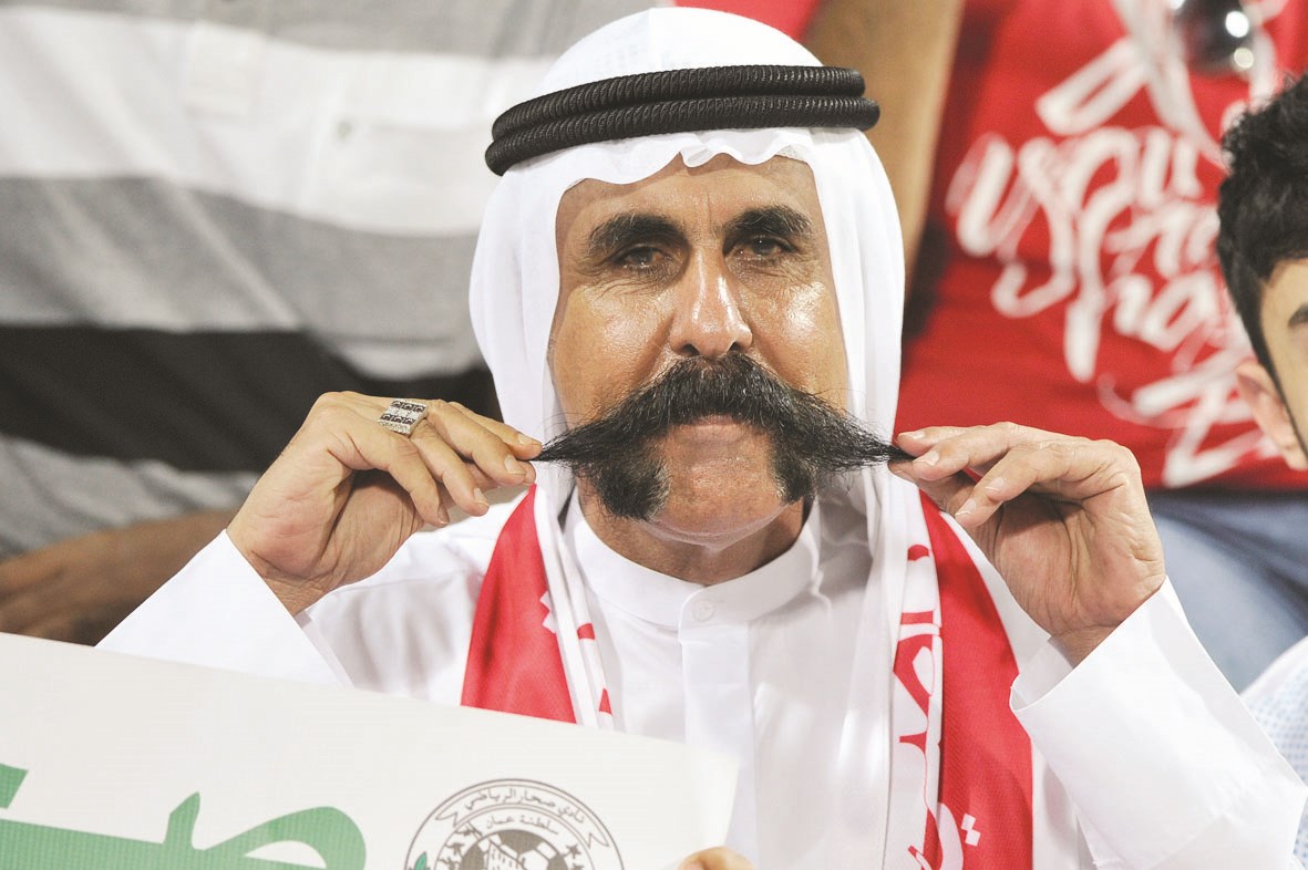 u0623u062du062f u0645u0634u062cu0639u064a u0627u0644u0623u0647u0644u064a u0627u0644u0625u0645u0627u0631u0627u062au064a u062eu0644u0627u0644 u0645u0628u0627u0631u0627u0629 u0627u0644u0625u064au0627u0628 u0623u0645u0627u0645 u0627u0644u0647u0644u0627u0644 u0627u0644u0633u0639u0648u062fu064a  (u062au0635u0648u064au0631 u062cu0627u0633u0645 u0628u0627u0631u0648u0646)