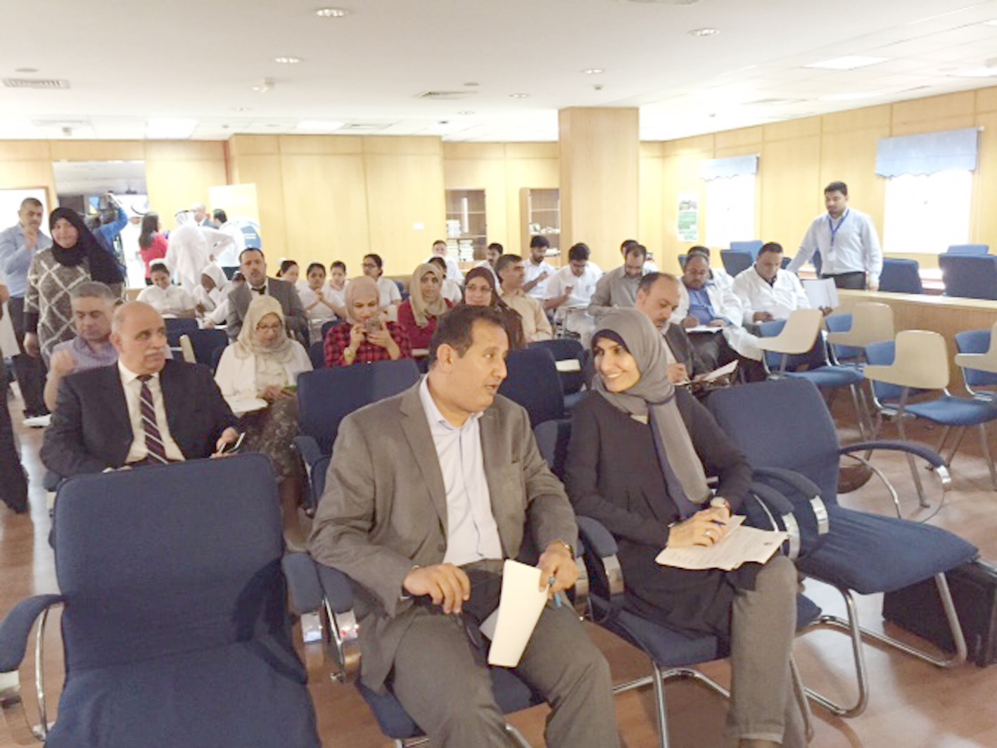 u062cu0627u0646u0628 u0645u0646 u062du0636u0648u0631 u0627u0644u0648u0631u0634u0629