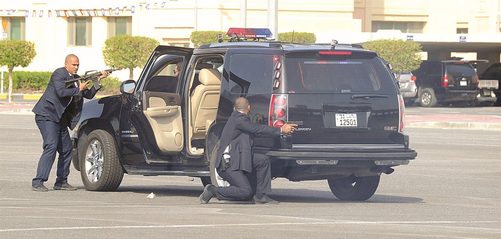 مواجهة إرهابيين يريدون الاعتداء على شخصية مهمة