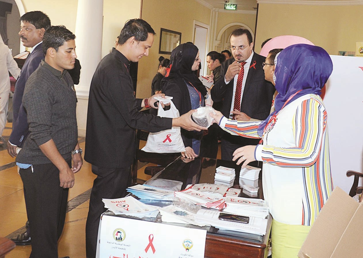 من المعرض المصاحب ليوم الإيدز العالمي