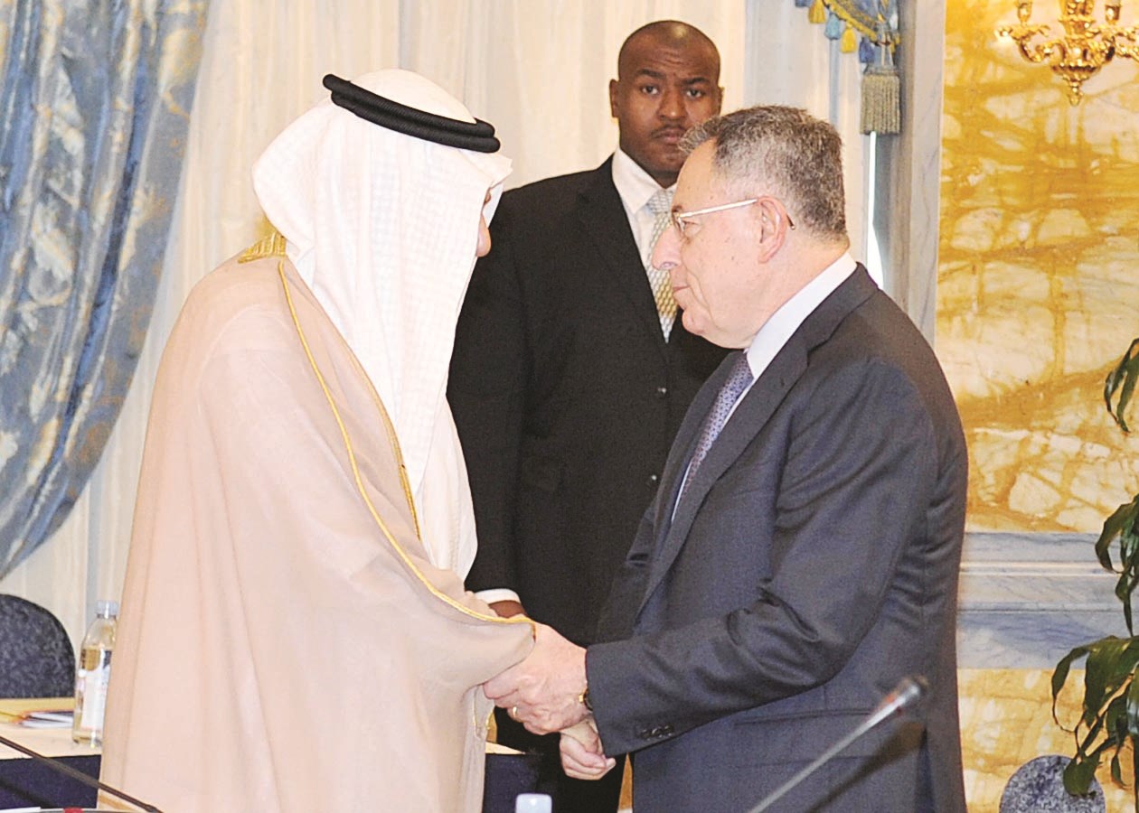الفيصل... والسنيورة