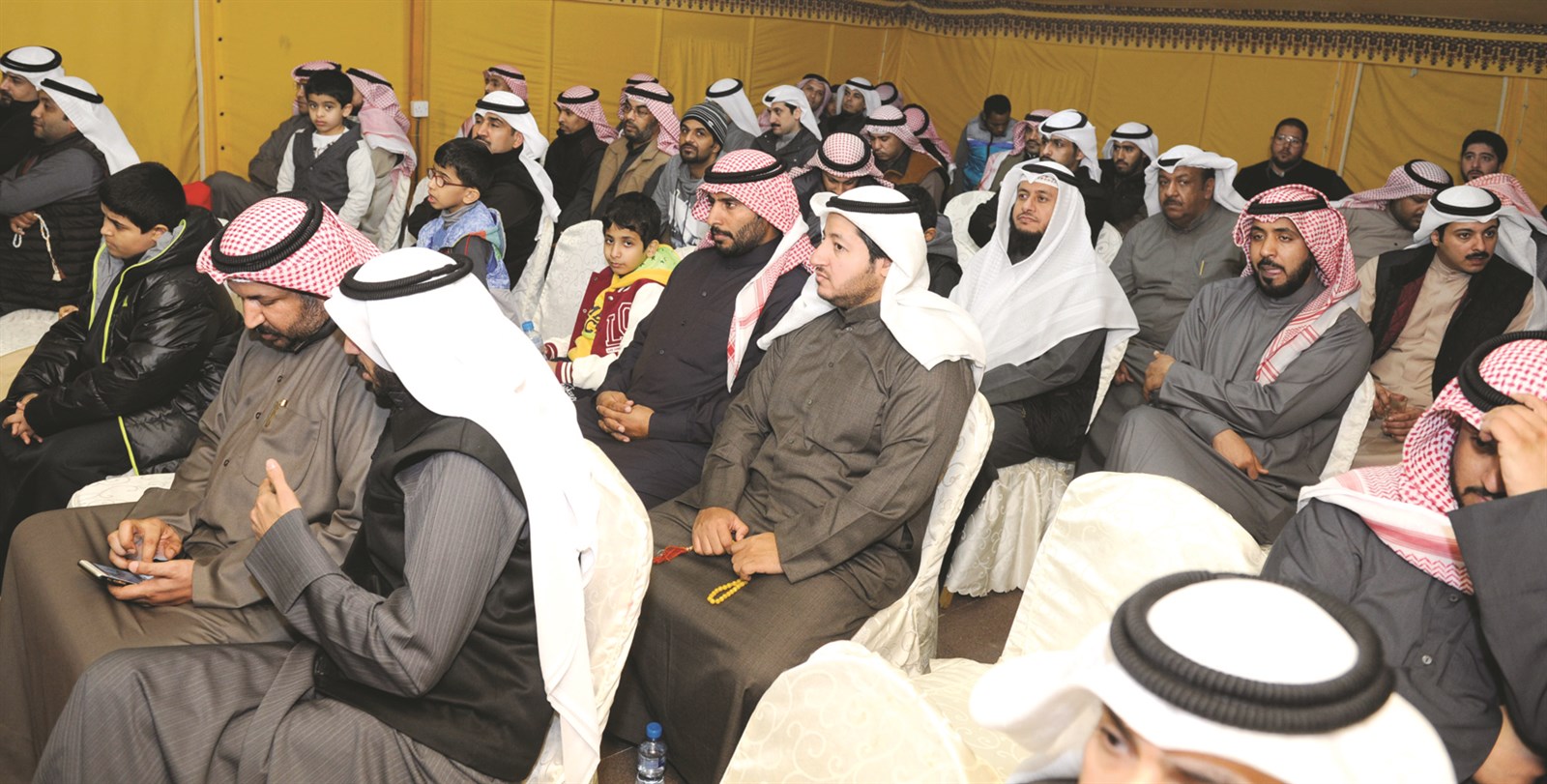 جانب من أهالي مدينة المطلاع خلال اللقاء (تصوير نايف العقلة)