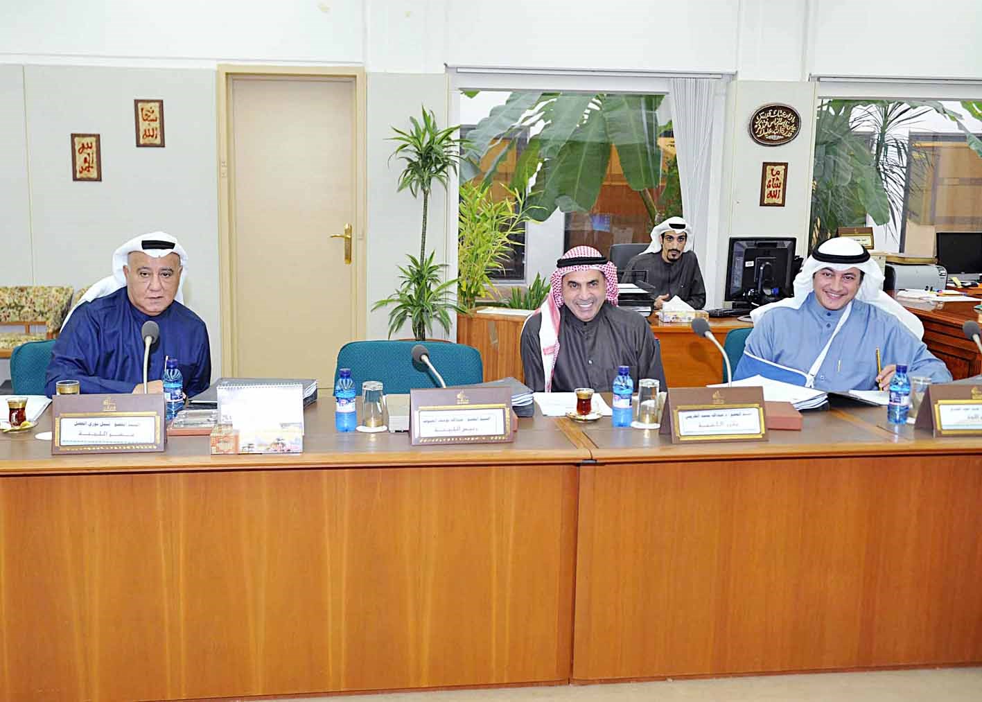 u0627u0644u0637u0631u064au062cu064a u0645u062au0648u0633u0637u0627u064b u0646u0628u064au0644 u0627u0644u0641u0636u0644 u0648u0639u0633u0643u0631 u0627u0644u0639u0646u0632u064a