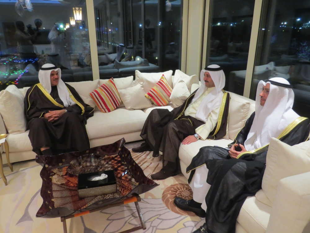 u0627u0644u0648u0632u064au0631 u0627u0644u062du0645u0648u062f u0644u062fu0649 u0648u0635u0648u0644u0647 u0627u0644u0649 u0627u0644u0634u0627u0631u0642u0629