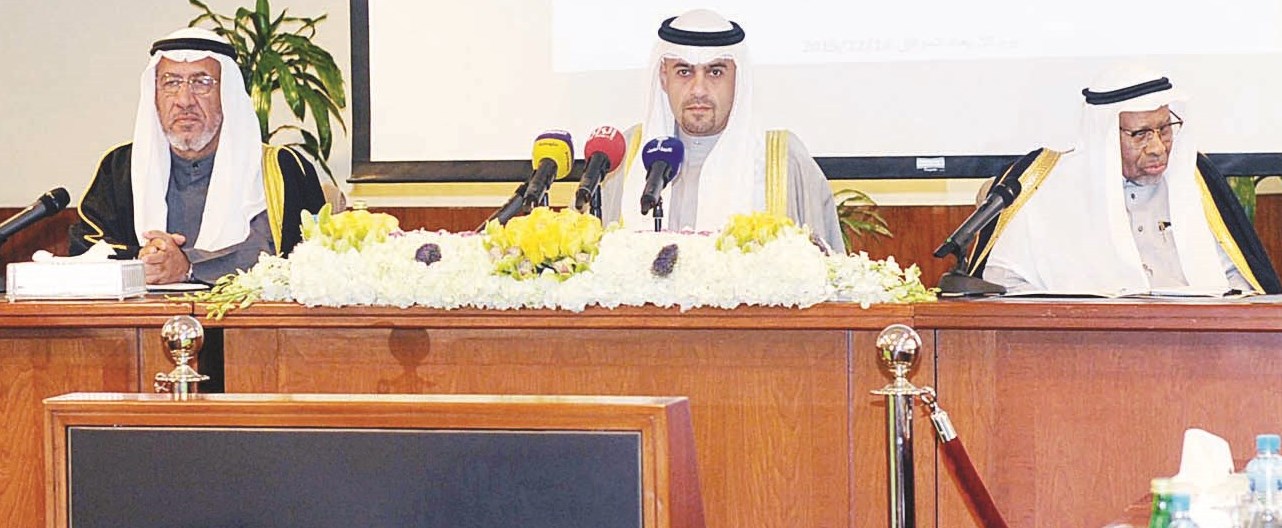 u0627u0644u0635u0627u0644u062d u0645u062au0648u0633u0637u0627u064b u0639u0644u064a u0648u0627u0644u0648u0647u064au0628 (u062au0635u0648u064au0631 u0632u0643u0631u064au0627 u0639u0637u064au0629)