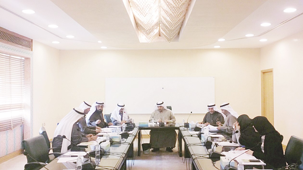 u062cu0627u0646u0628 u0645u0646 u0627u062cu062au0645u0627u0639 u0627u0644u0644u062cu0646u0629