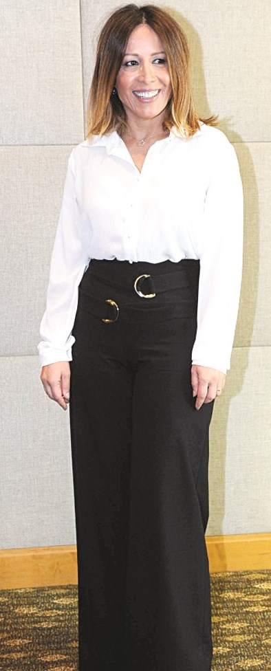 u062au0642u0644u0627 u0634u0645u0639u0648u0646    (u062au0635u0648u064au0631 u0632u0643u0631u064au0627 u0639u0637u064au0629)