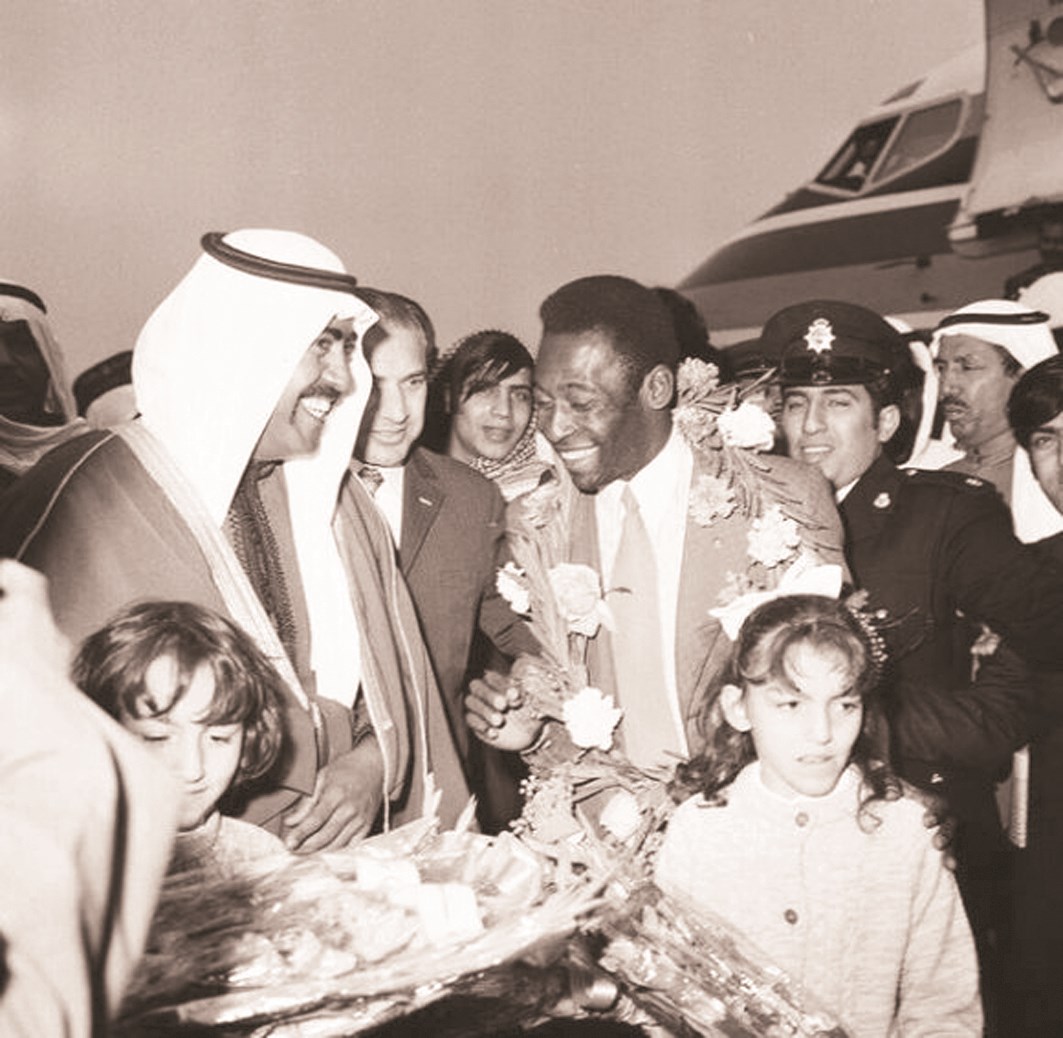 u0627u0644u0634u0647u064au062f u0641u0647u062f u0627u0644u0623u062du0645u062f u0645u0633u062au0642u0628u0644u0627u064b u0628u064au0644u064au0647 u0644u062fu0649 u0648u0635u0648u0644u0647 u0625u0644u0649 u0627u0644u0643u0648u064au062a u0641u064a u0641u0628u0631u0627u064au0631 1973