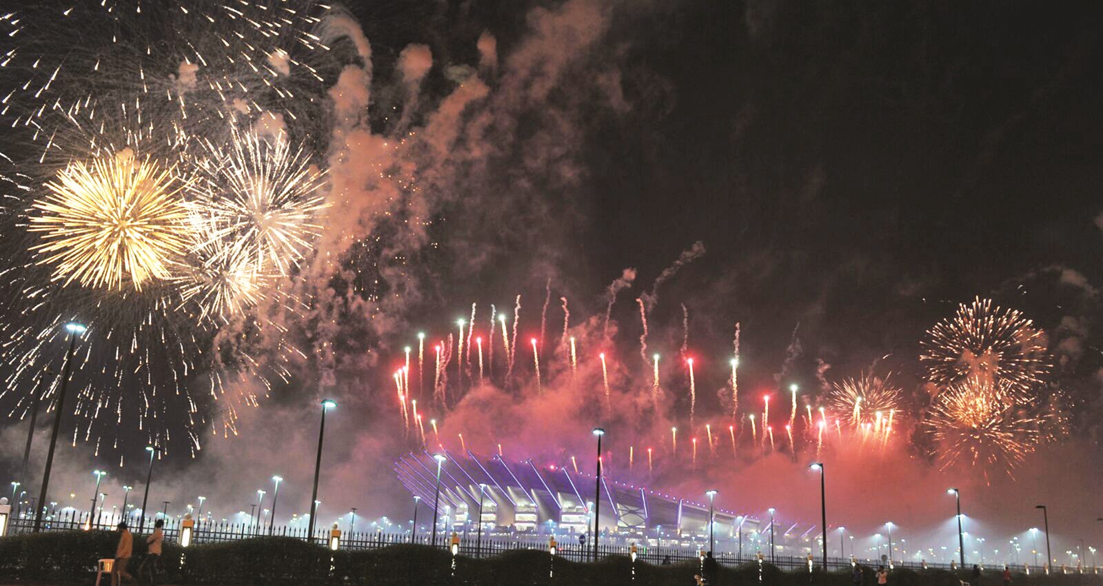 u0623u0644u0639u0627u0628 u0646u0627u0631u064au0629 u0648u0644u064au0632u0631 u0623u0636u0641u062a u0631u0648u0639u0629 u0641u0631u064au062fu0629 u0639u0644u0649 u0627u0644u062du062fu062b (u062au0635u0648u064au0631 u0646u0648u0631 u0647u0646u062fu0627u0648u064a u0648u0633u0639u062f u0647u0646u062fu0627u0648u064a)