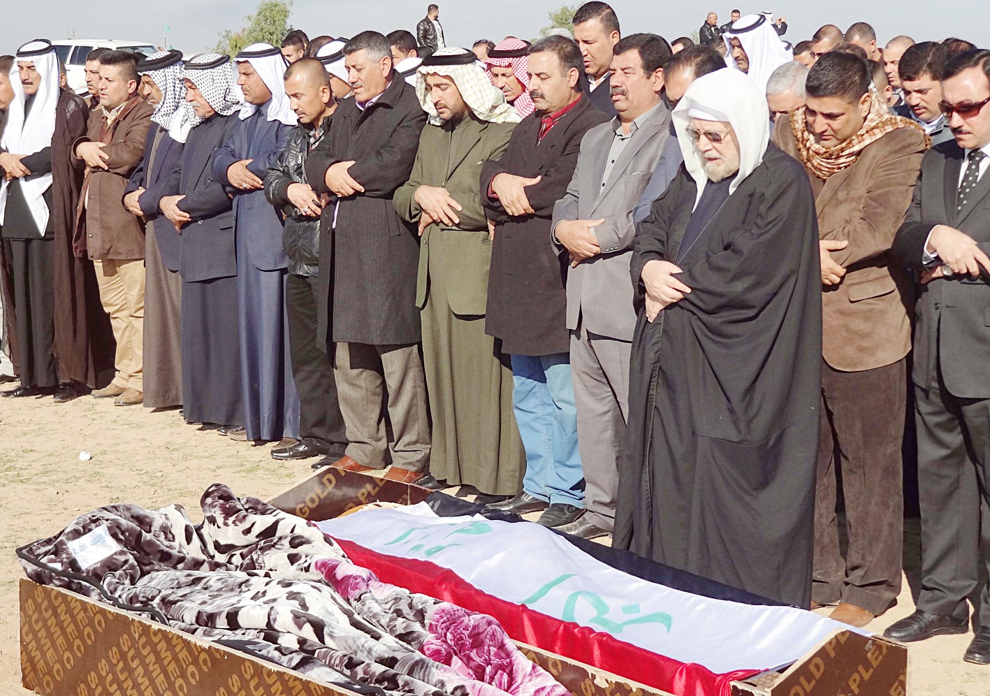 u0639u0631u0627u0642u064au0648u0646 u0645u0646 u0630u0648u064a u0645u062du0645u062f u0627u0644u062cu0628u0648u0631u064a u064au0635u0644u0651u0648u0646 u0639u0644u064au0647 u0642u0628u064au0644 u062au0634u064au064au0639u0647 u0641u064a u0643u0631u0643u0648u0643 (u0623 u0641 u0628)