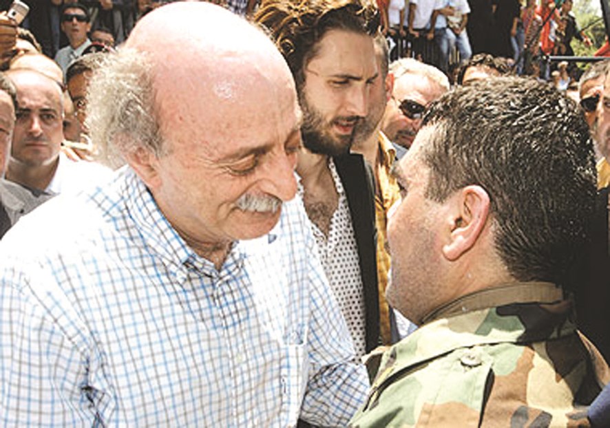 ... والزعيم الدرزي اللبناني وليد جنبلاط