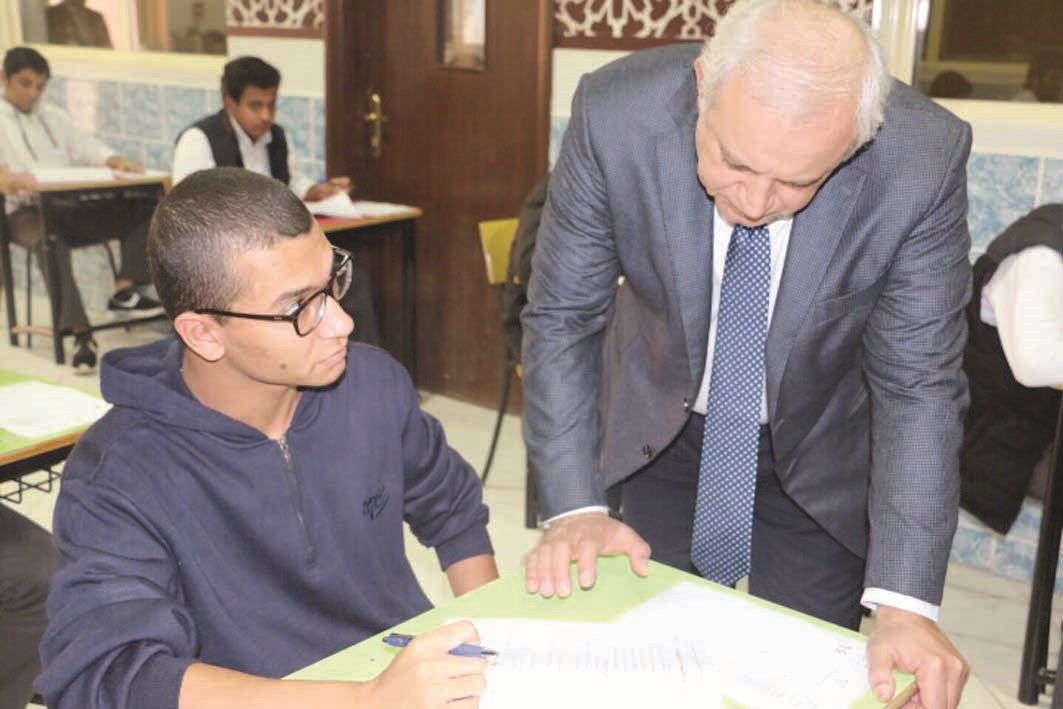 ... وفي ثانوية مرشد البذال