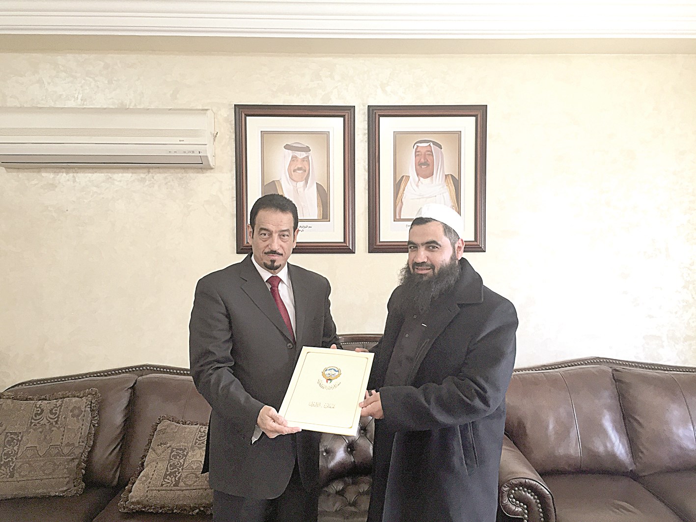 u0627u0644u0633u0641u064au0631 u0627u0644u062fu0639u064au062c u064au0633u0644u0645 u0633u0644u0647u0628 u0627u0644u062au0628u0631u0639