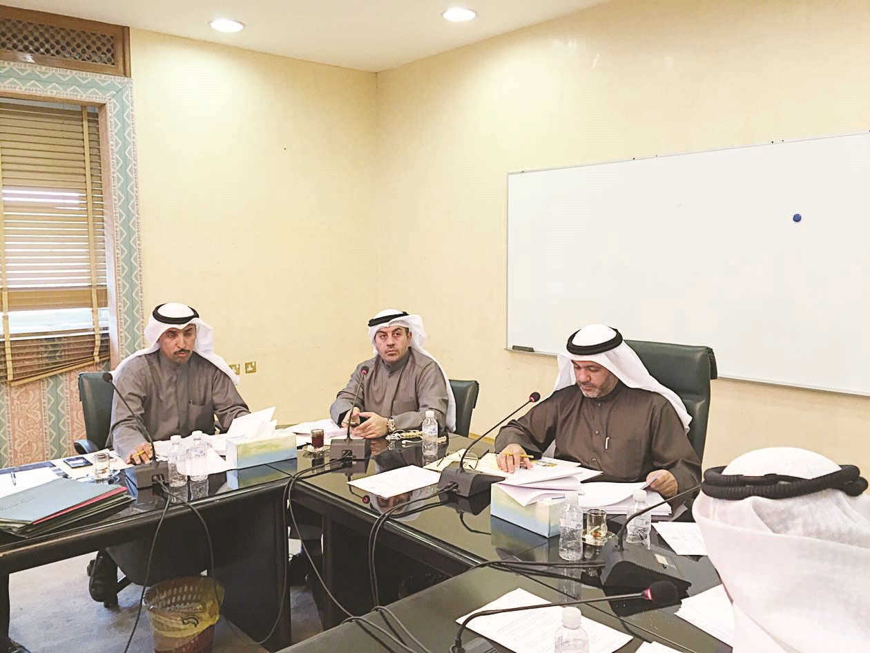 u062cu0627u0646u0628 u0645u0646 u0627u062cu062au0645u0627u0639 u0627u0644u0644u062cu0646u0629