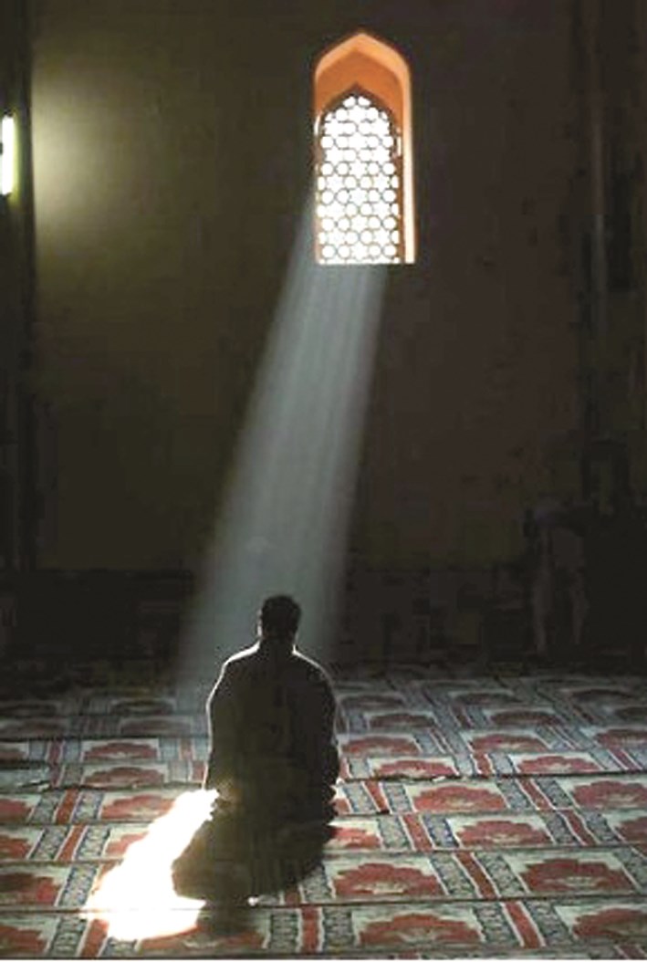 u0642u064au0627u0645 u0627u0644u0644u064au0644 u0645u0646 u0623u0641u0636u0644 u0627u0644u0623u0639u0645u0627u0644 u0627u0644u062au064a u064au062au0642u0631u0628 u0628u0647u0627 u0627u0644u0639u0628u062f u0625u0644u0649 u0631u0628u0647