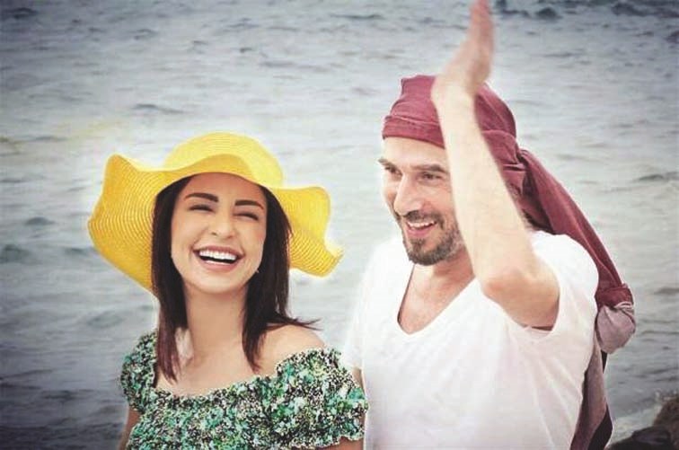 u0628u0627u0633u0645 u0645u063au0646u064au0629 u0648u0645u0627u063au064a u0628u0648 u063au0635u0646 u0641u064a u00abu0627u0644u0633u064au062fu0629 u0627u0644u062bu0627u0646u064au0629u00bb