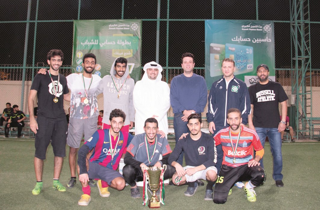 u0645u0645u062bu0644 u00abu0628u064au062au0643u00bb u0645u0639 u0627u0644u0641u0631u064au0642 u0627u0644u0641u0627u0626u0632