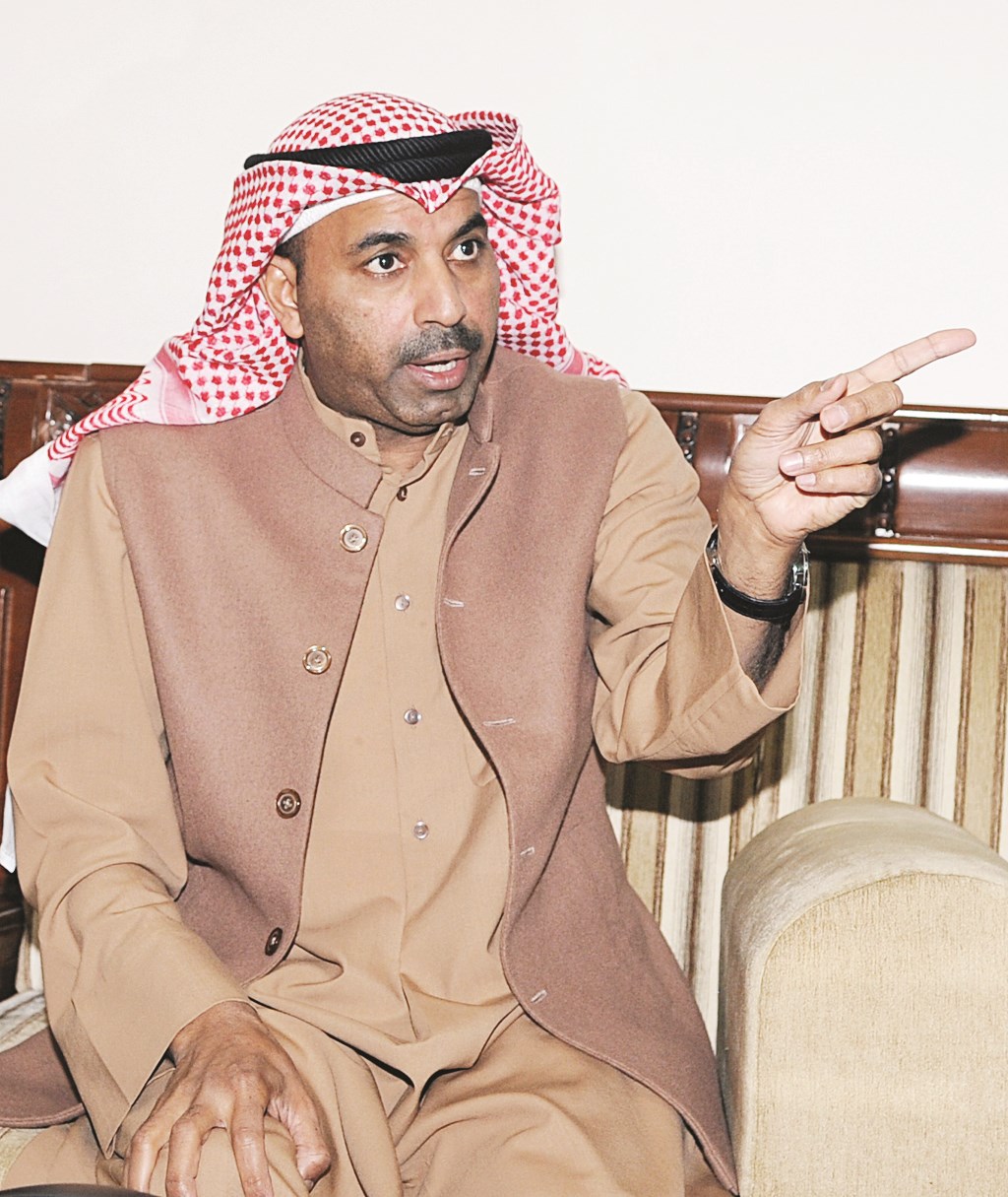 u0637u0627u0631u0642 u0627u0644u0639u0644u064a u0641u064a u062fu064au0648u0627u0646u064au0629 u00abu0627u0644u0631u0627u064au00bb  (u062au0635u0648u064au0631 u0643u0631u0645 u0630u064au0627u0628)