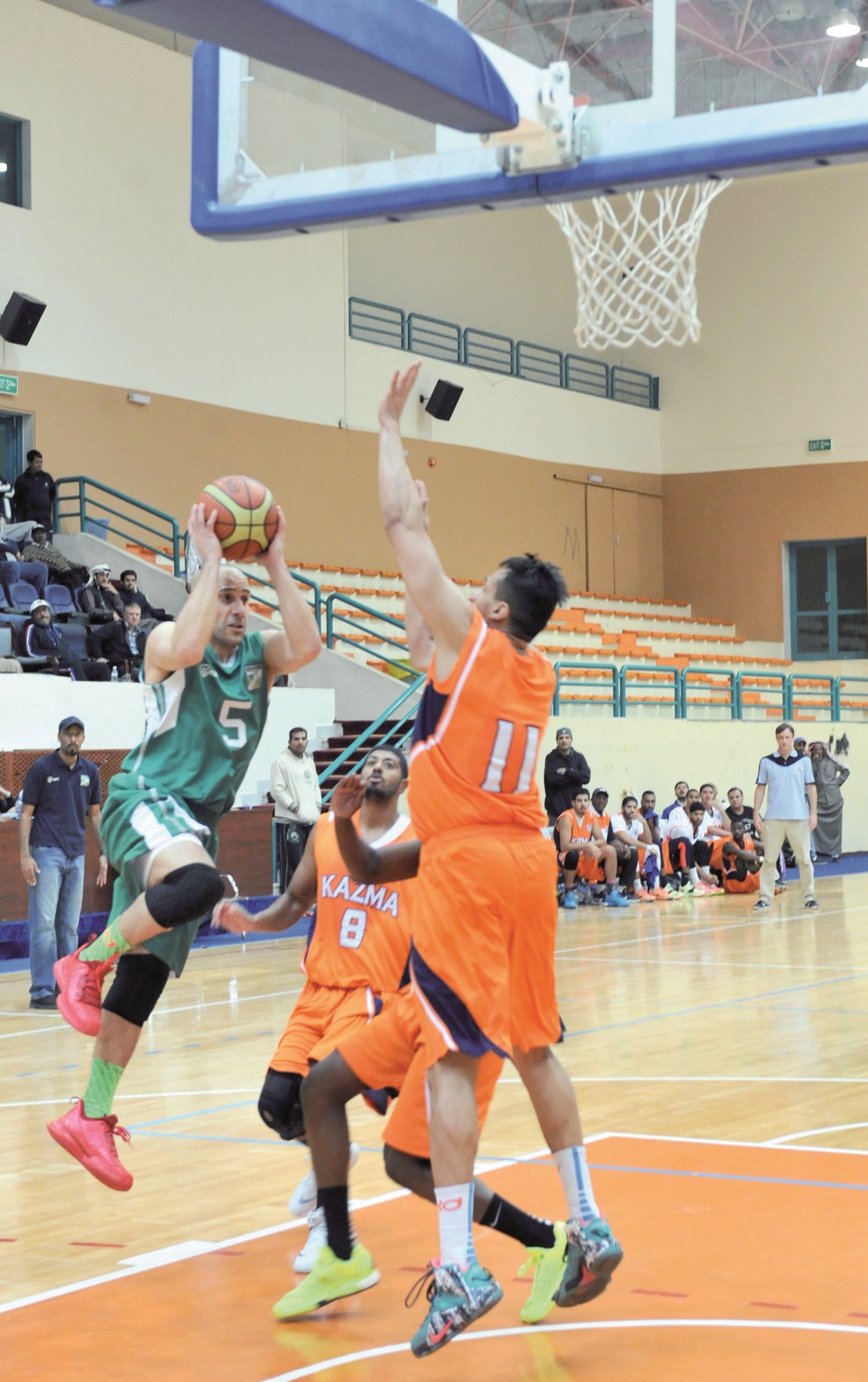 u0645u0646 u0645u0628u0627u0631u0627u0629 u0643u0627u0638u0645u0629 u0648u0627u0644u0639u0631u0628u064a (u062au0635u0648u064au0631 u0646u0648u0631 u0647u0646u062fu0627u0648u064a)