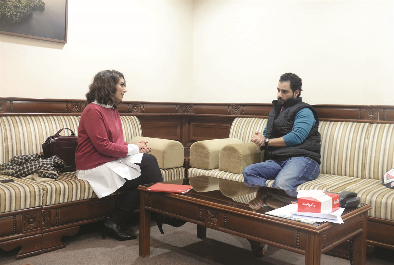 بن صغيّر متحدثة للزميل علاء محمود