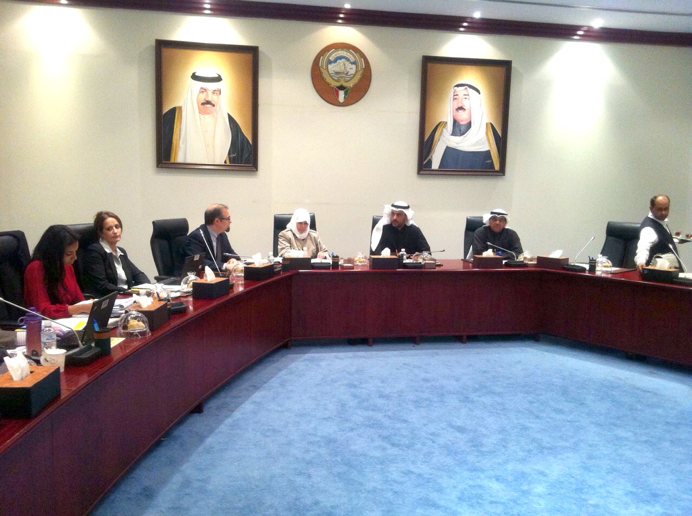 u062cu0627u0646u0628 u0645u0646 u0627u0644u0627u062cu062au0645u0627u0639 u0628u064au0646 u0648u0641u062fu064a u00abu0627u0644u062au0631u0628u064au0629u00bb u0648u0627u0644u0628u0646u0643 u0627u0644u062fu0648u0644u064a