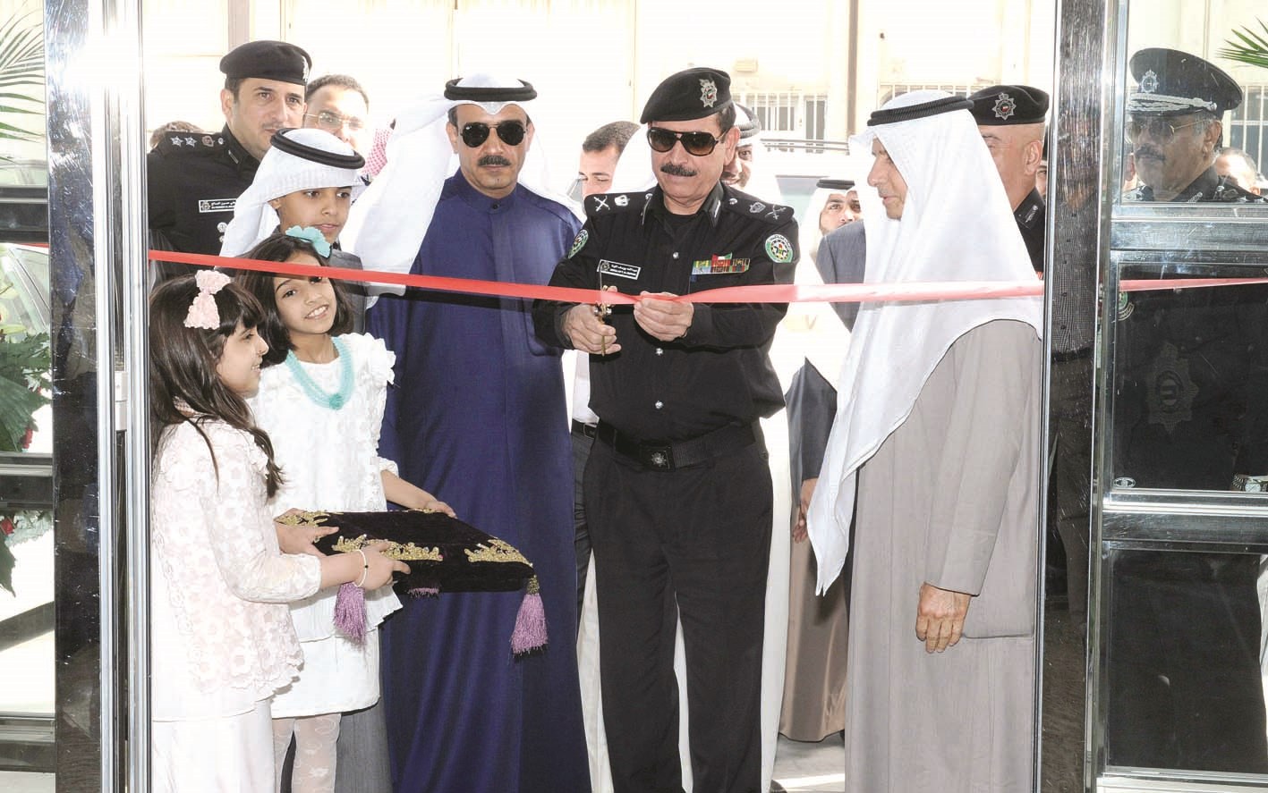 u0627u0644u0645u0647u0646u0627 u064au0642u0635 u0634u0631u064au0637 u0627u0644u0627u0641u062au062au0627u062d    (u062au0635u0648u064au0631 u0632u0643u0631u064au0627 u0639u0637u064au0629)