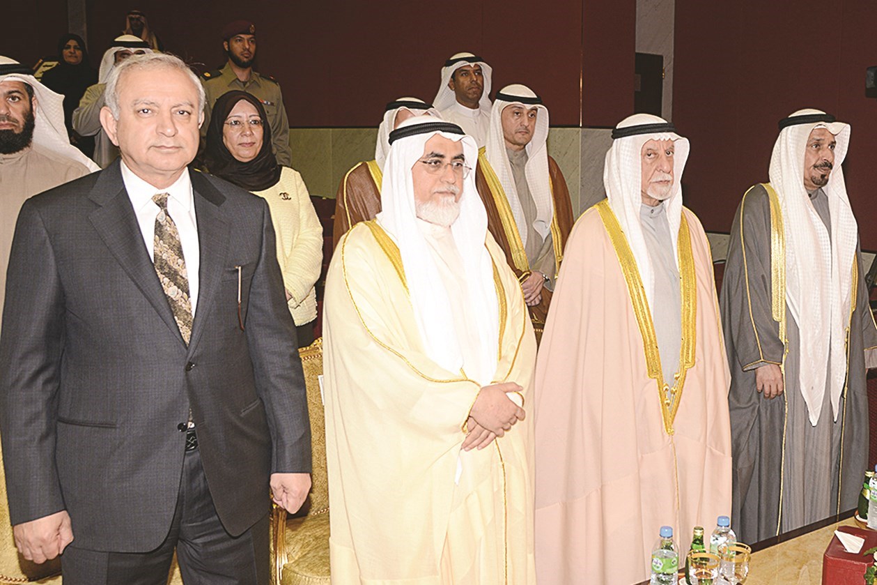 العيسى والجارالله وعبدالعزيز الغنام والنومس