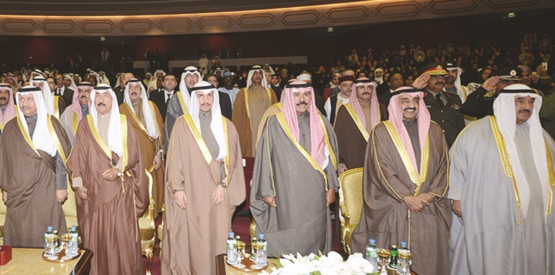 ولي العهد والغانم والخرافي والمحمد والمبارك وكبار الشيوخ في الحفل