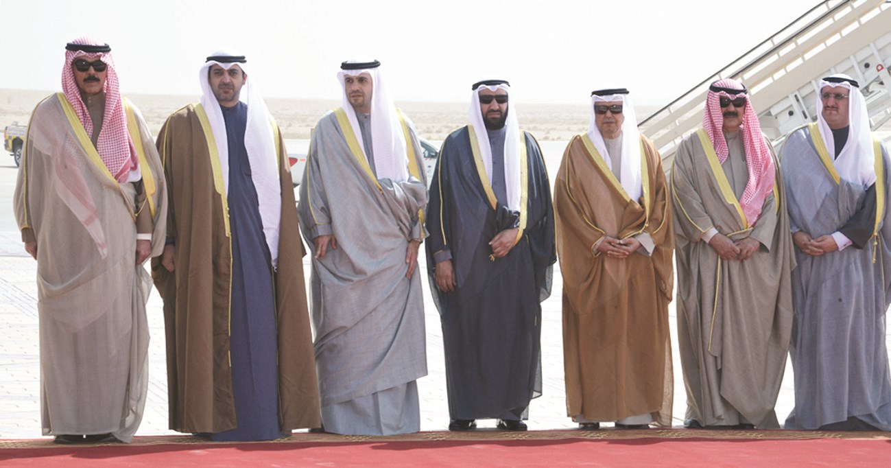 الوفد المرافق لسموه