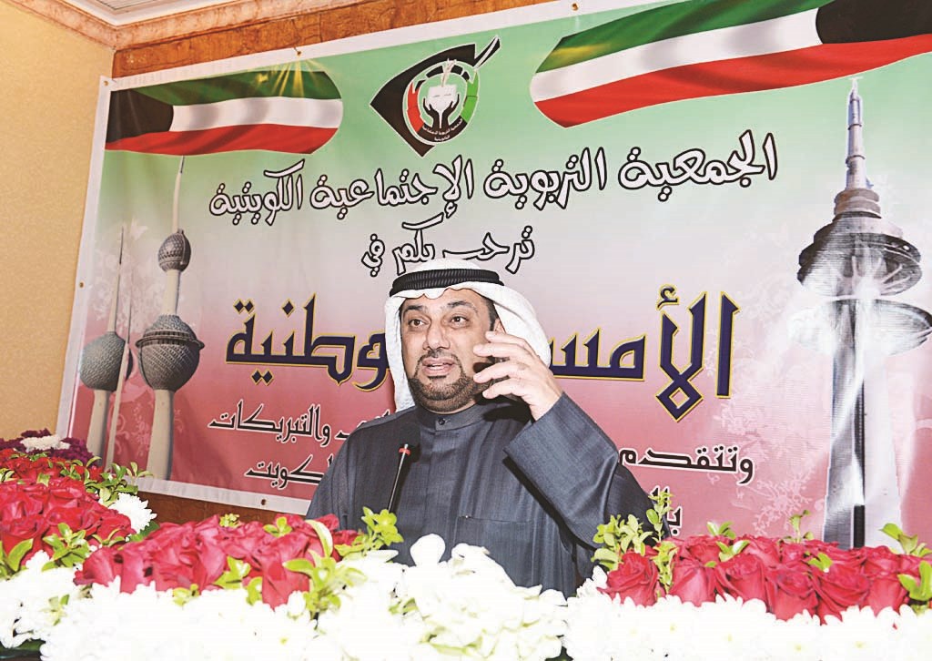 u0627u0644u0632u0644u0632u0644u0629 u0645u062au062du062fu062bu0627u064b u0641u064a u0627u0644u0646u062fu0648u0629 (u062au0635u0648u064au0631 u0645u0648u0633u0649 u0639u064au0627u0634)