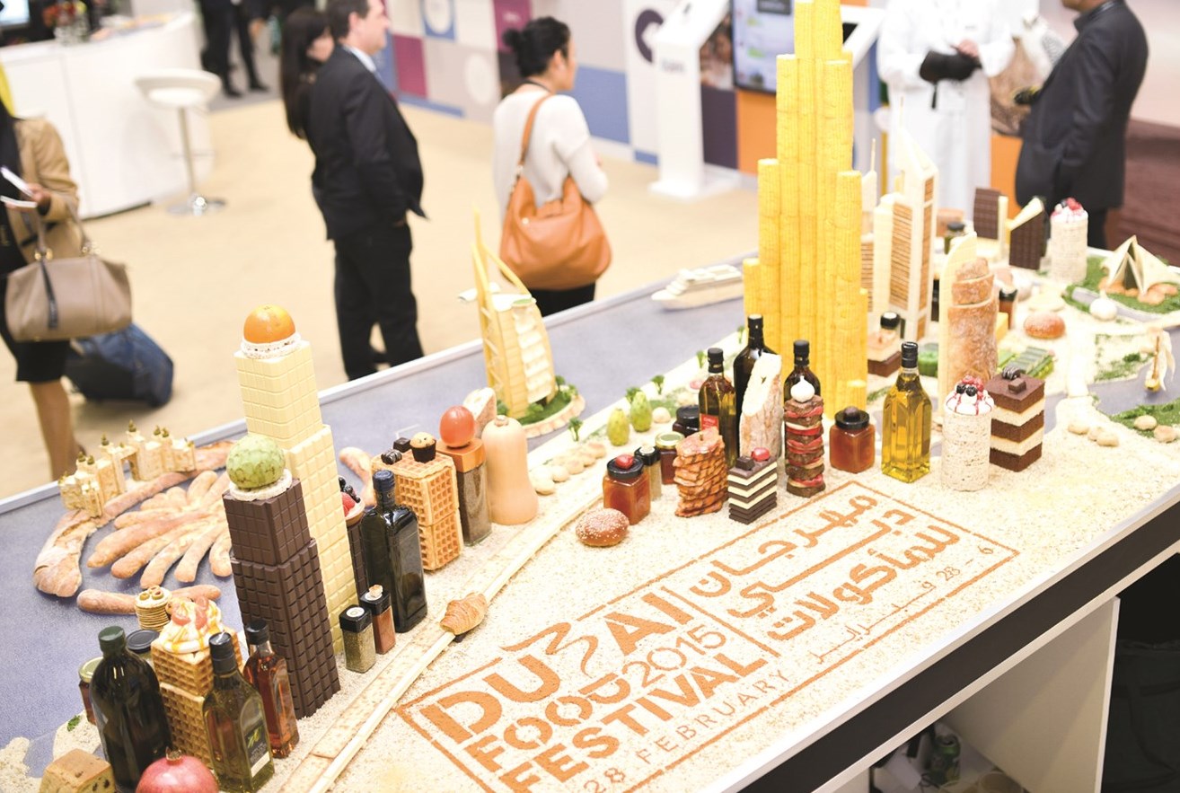 المطاعم المتنقلة... «زينة» الإمارة