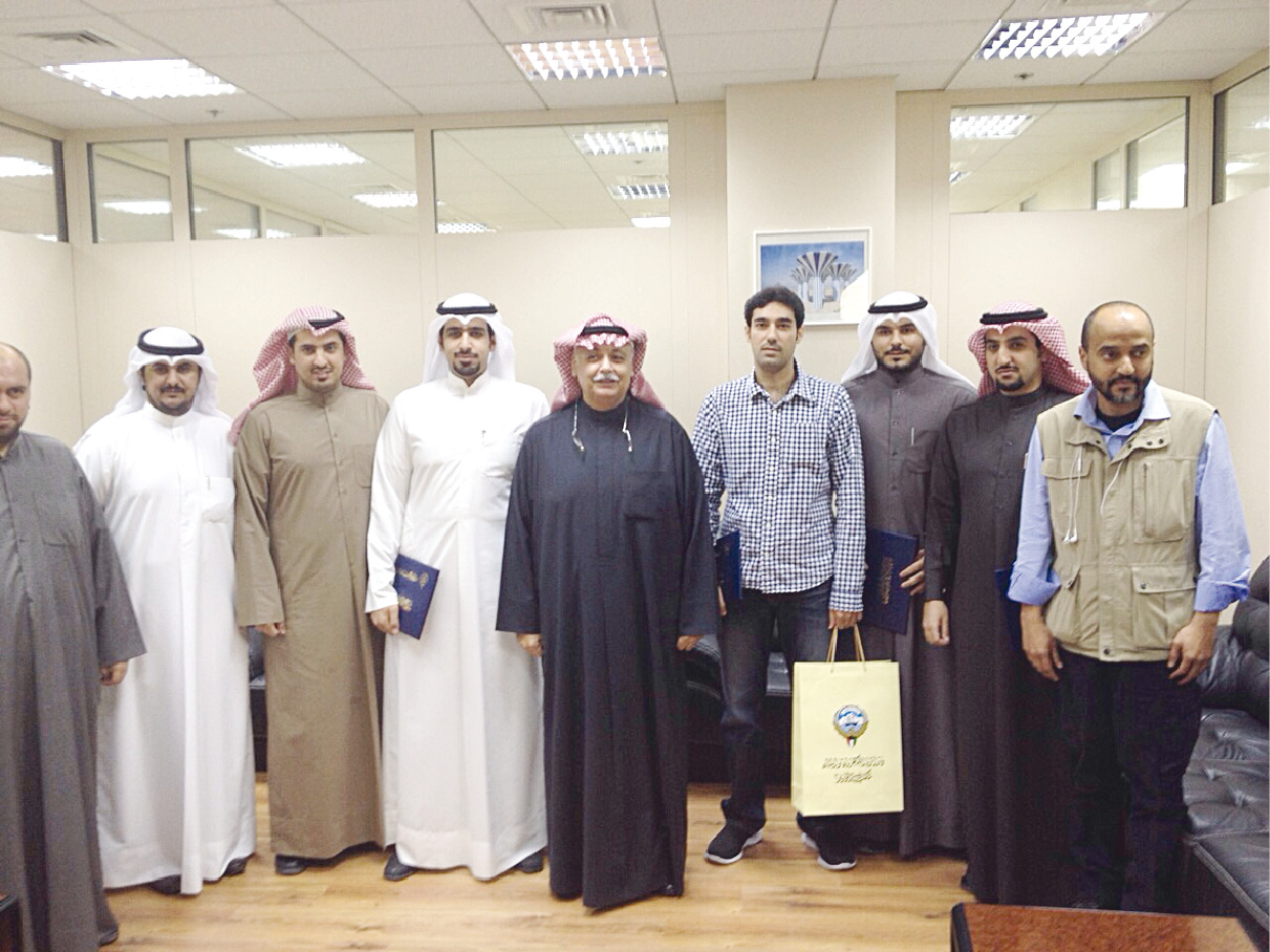 u0627u0644u0639u0648u0646 u0645u062au0648u0633u0637u0627 u0627u0644u0645u0643u0631u0651u0645u064au0646