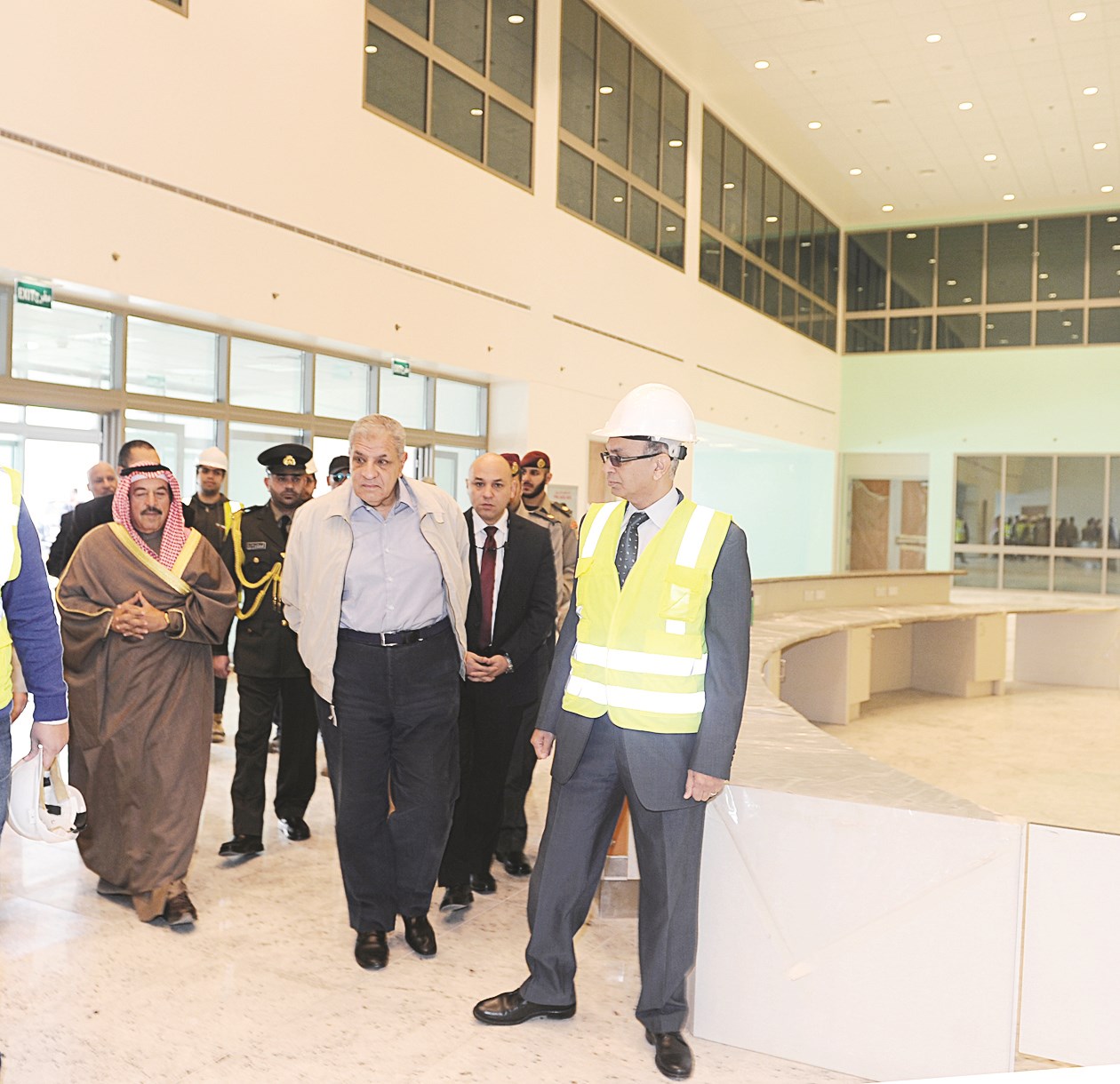 ... وفي زيارة إلى مشروع المستشفى