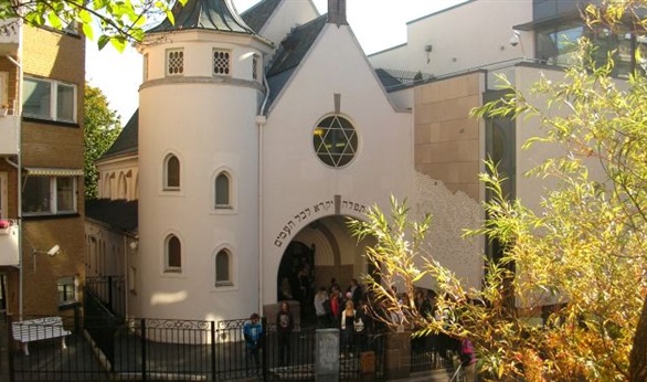 u0645u0633u0644u0645u0648 u0627u0644u0646u0631u0648u064au062c u0623u0645u0627u0645 u0627u0644u0645u0639u0628u062f u0627u0644u064au0647u0648u062fu064a