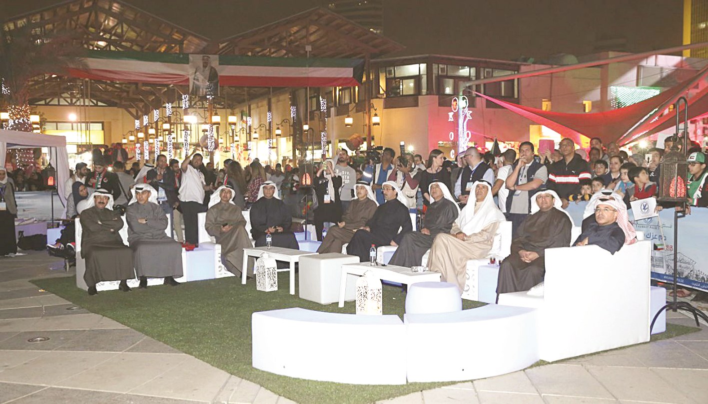 u0642u064au0627u062fu0627u062a u0627u0644u0634u0631u0643u0629 u0648u0643u0628u0627u0631 u0627u0644u062du0636u0648u0631 u0641u064a u0627u0644u0627u062du062au0641u0627u0644